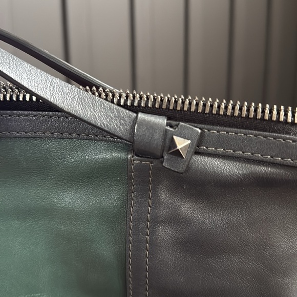 Valentino LIMITED EDITION Leather Laptop Bag – Authentic, Rare Italian Luxury - Picture 9 of 11